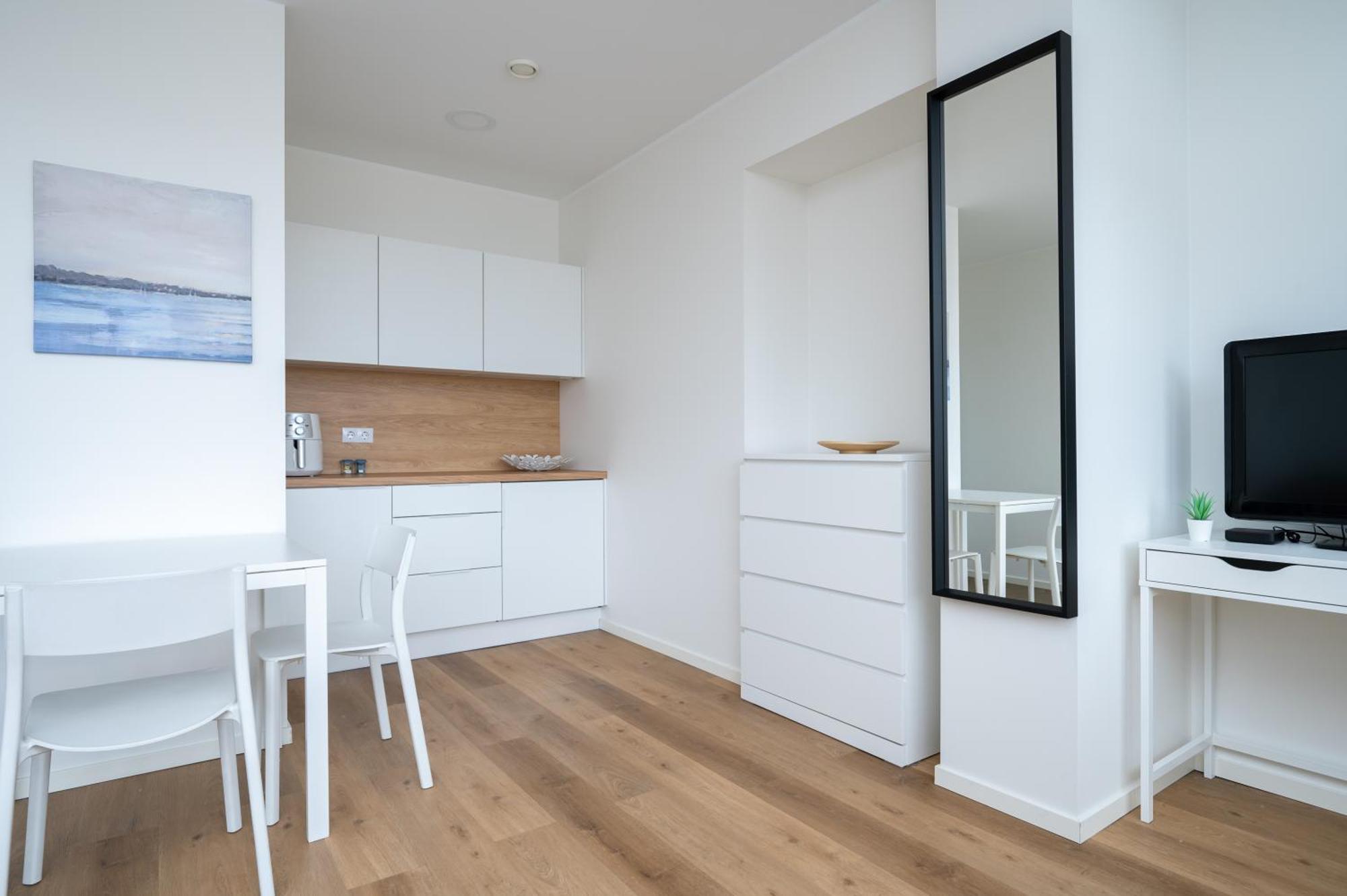 Hilltop Apartments - Studio Rooms In City Centre Reval Exterior foto